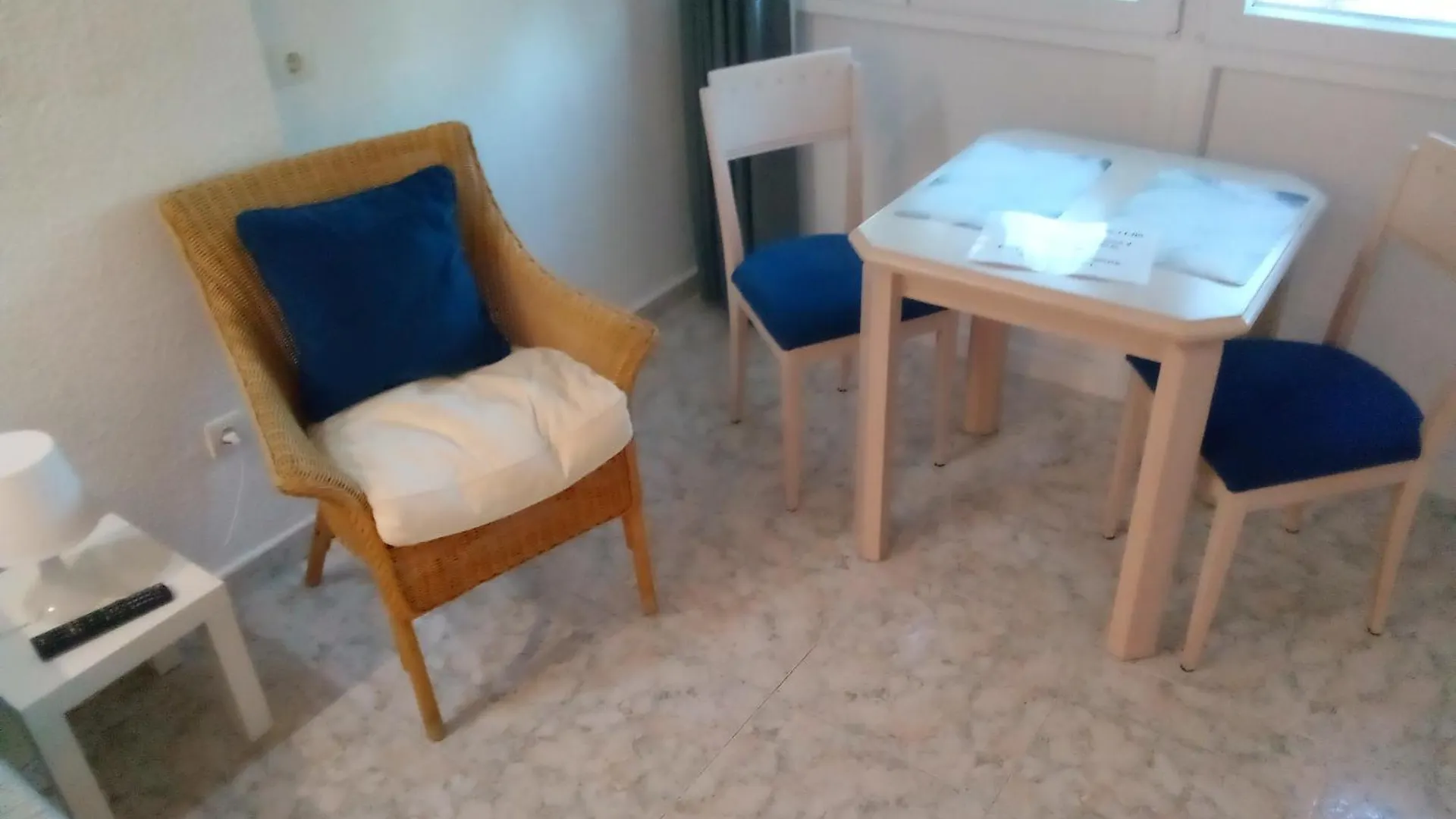 Los Cisnes Beach Studio 100M Playa Διαμέρισμα Benalmádena