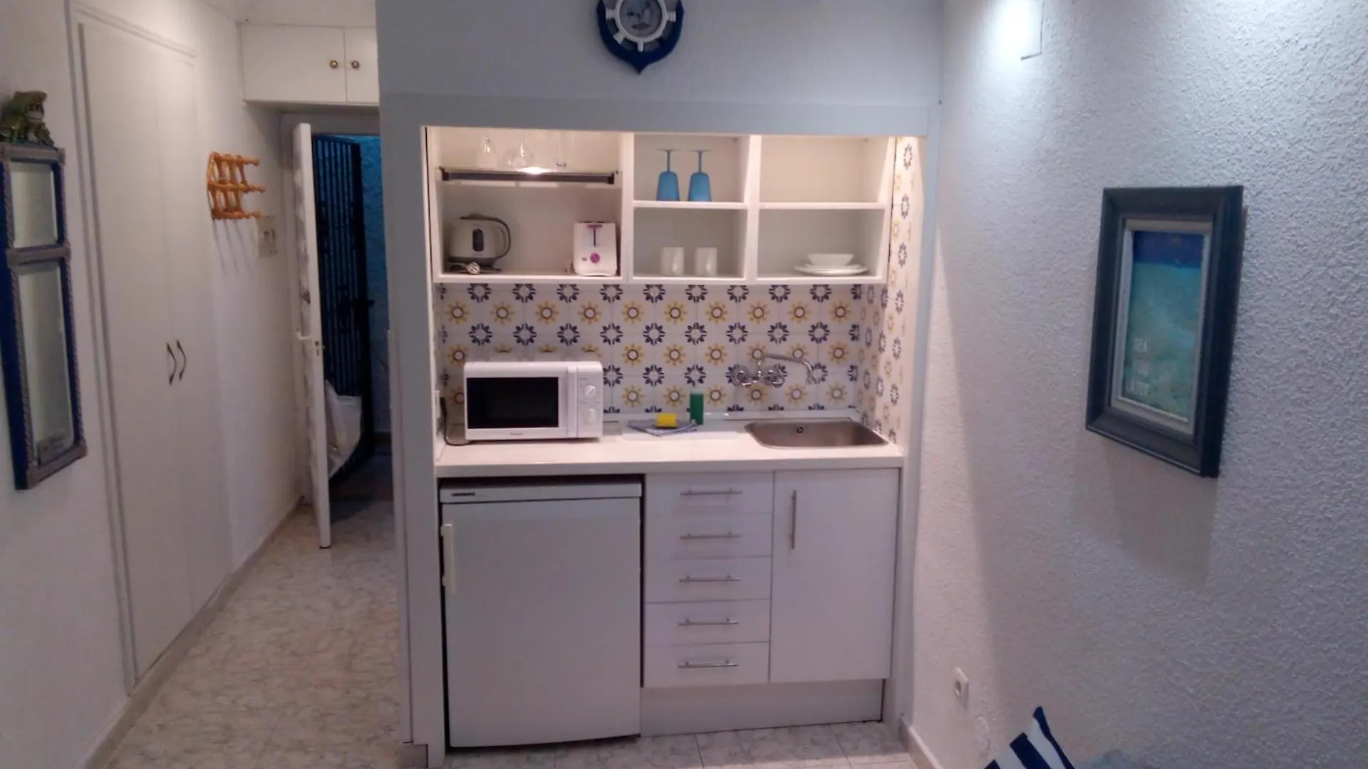 Los Cisnes Beach Studio 100M Playa Διαμέρισμα Benalmádena
